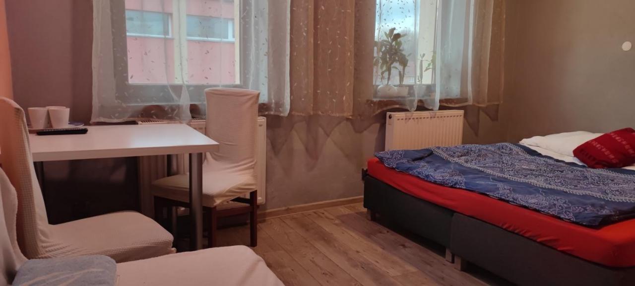 Noclegi Centrum Jelenia Góra Екстериор снимка